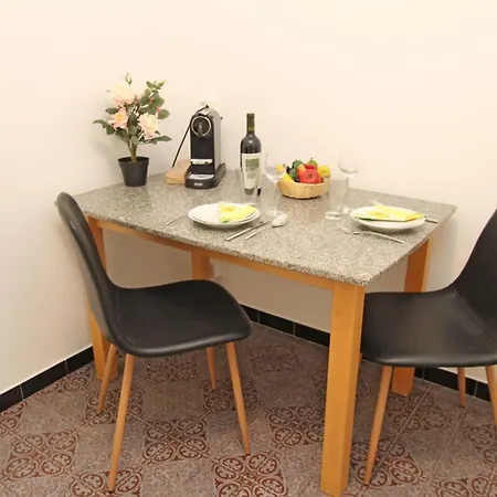 Casa Cincilla, 1 Stock By Holap Sa * アスコナ